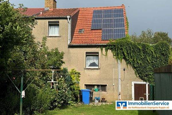 gartenseitige Hausansicht