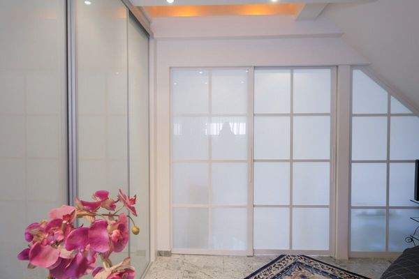 Trennung durch Schiebetür