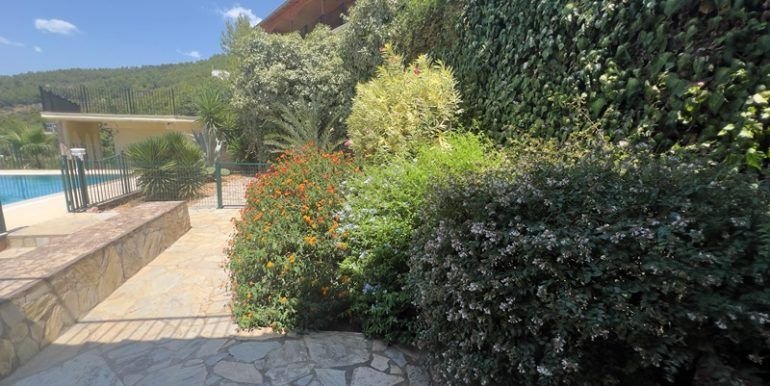 alanyaimmobilienturkei-grosse-privatvilla-in-alany