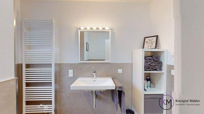 ... modern eingerichtet