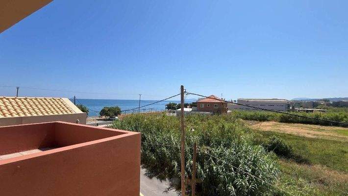 Kreta, Maleme: Villa am Meer zu verkaufen - Teil einer Anlage