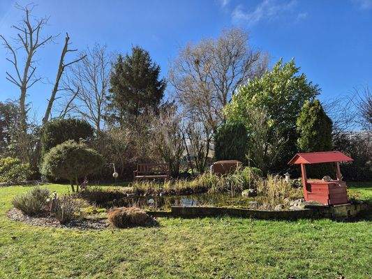 Wunderschöner Garten - hier muss man sich einfach wohlfühlen