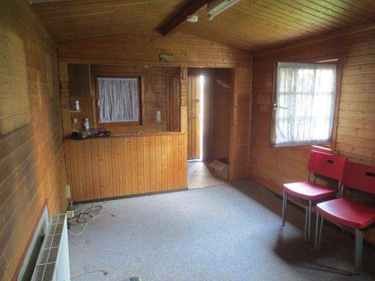 Gartenhütte innen