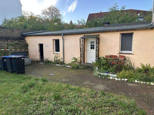 Anbau mit Fahrradschuppen