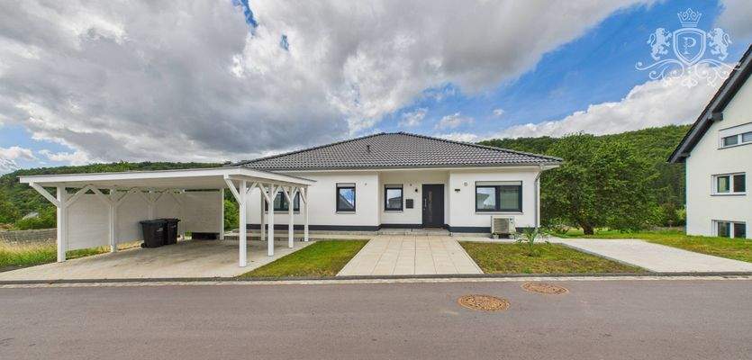 CAM01984G0-PR0514-STILL019