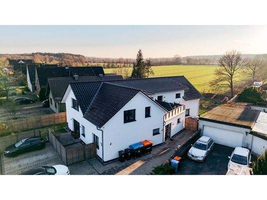 Seitenansicht mit Feldblick