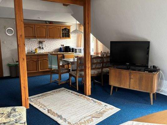 großer Wohn-/Koch-/Essbereich im OG