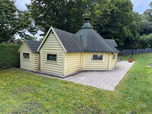 Gartenhaus mit Anbau