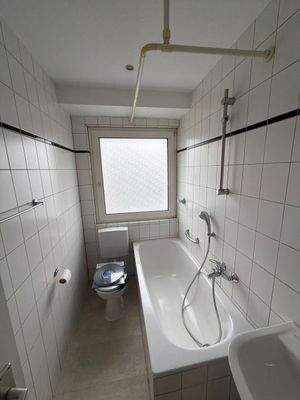 Modernes Badezimmer