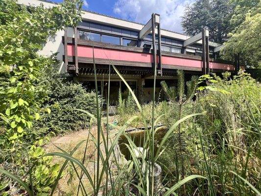 Bemerkenswertes Einfamilienhaus