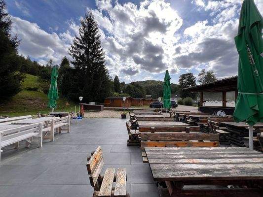 Terrasse- Gastro-Stadl