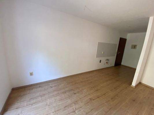 Blick zum Eingang, Küchenzeile