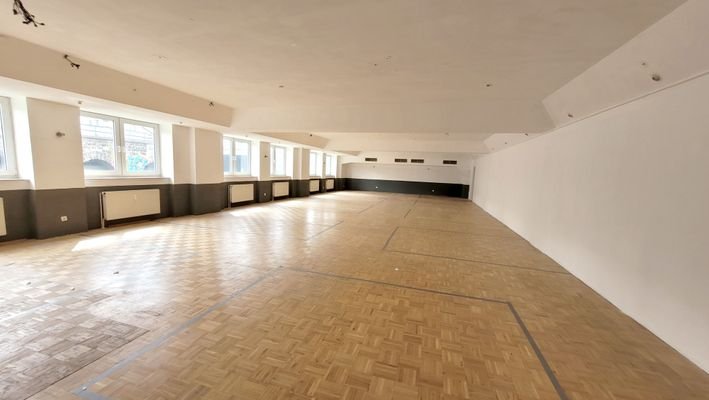 Saal1