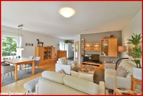 Wohn- und Essbereich