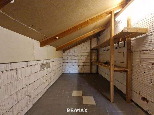 Abstellraum am Dachboden