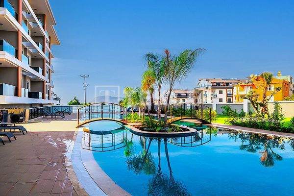 Stylish Apartments in a Complex with Rich Amenities in Alanya Oba