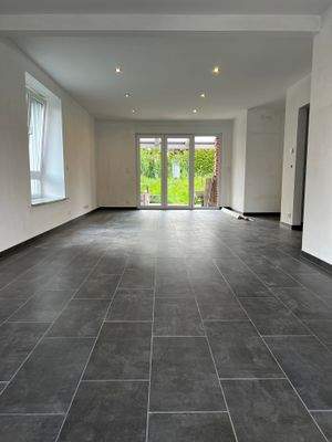 Wohnbereich mit Terrassenzugang