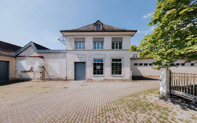 Klinke-Immobilien-Hausen (1 von 105)