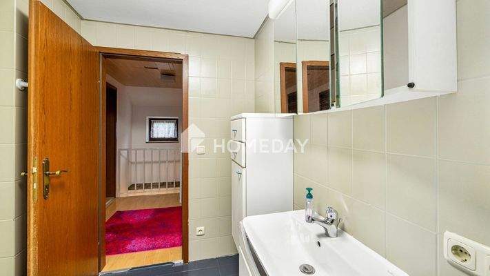 Haus 2 1. OG Badezimmer 2