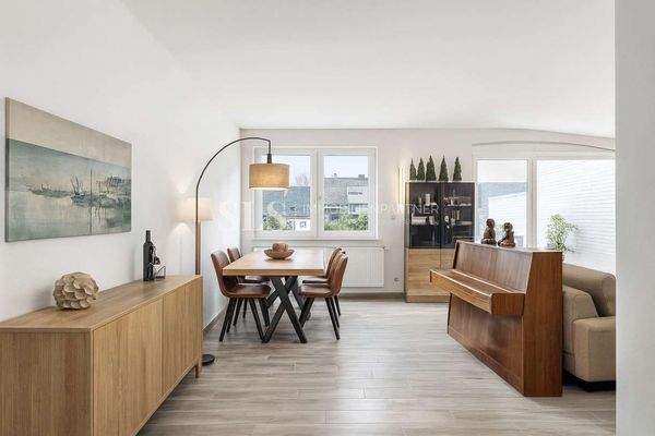 Wohn-Essbereich (KI generiert - Einrichtungsbeispiel)