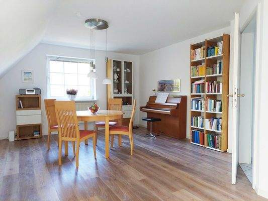 helles Wohnzimmer.jpg