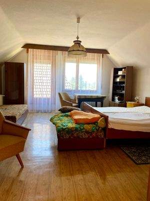 Zimmer im Dachgeschoss