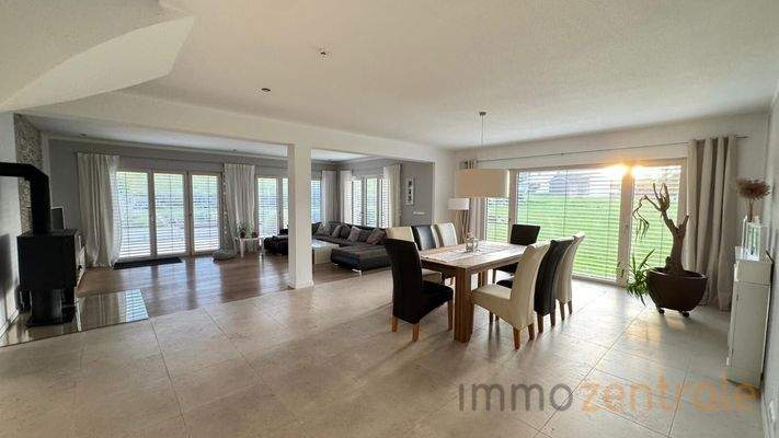 WhatsApp Image 2025-10-10 at 10.41.22 (2)