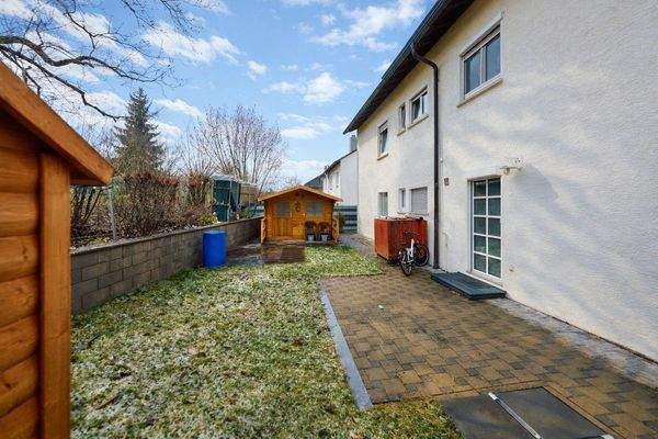 Gartenbereiche mit Gartenhaus 