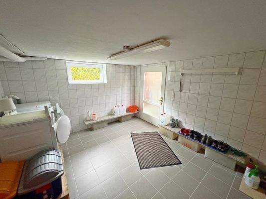 Waschkeller mit Außenzugang