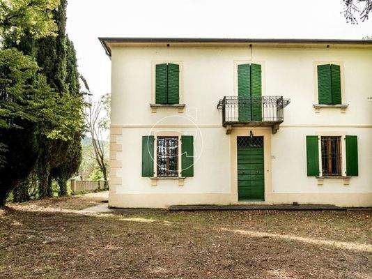 Anwesen in ländlicher Lage