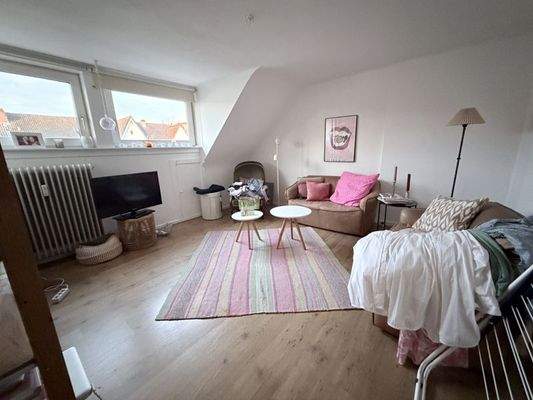 Wohnzimmer 2. OG links