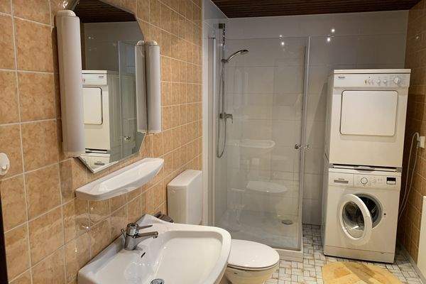 Duschbad im Untergeschoss