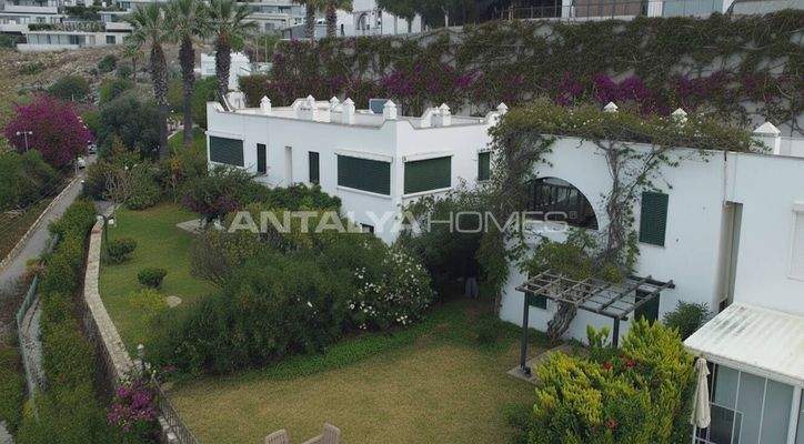 Sea-View Villa in a Complex with Private Beach in Bodrum