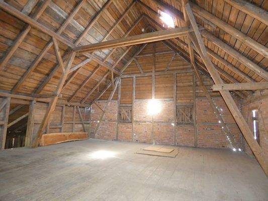 Scheune - zweite Lagerebene