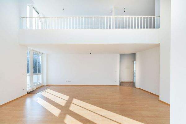 Wohnzimmer mit Galerie2