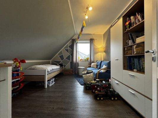 Dachgeschoss - Kinderzimmer…