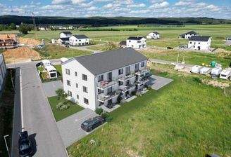 1827_exterior_cam4_00.jpg
