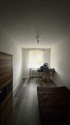 EG Links Kinderzimmern 