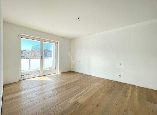 Elternschlafzimmer mit Balkon