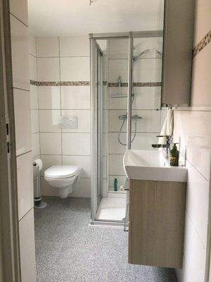 Hinterhaus neues Duschbad