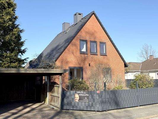 Haus Vorderseite 007