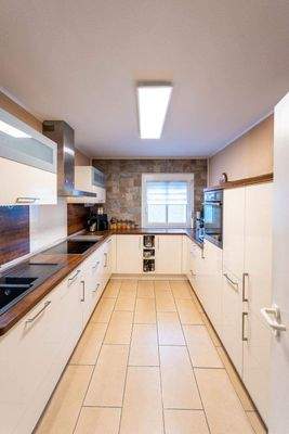 WhatsApp Image 2025-11-05 at 19.28.45 (2).jpeg