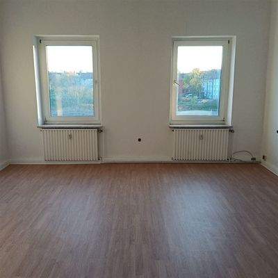 PHOTO-2025-11-07-17-38-13-9