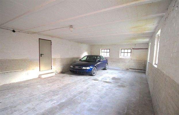 Garage/Stallungen