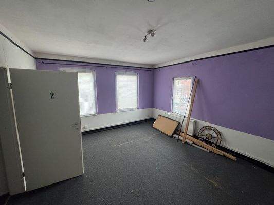 1. OG Zimmer 4 (2).JPG