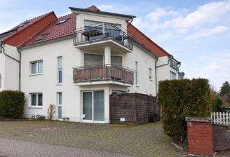 Komfortables Wohnen im Erdgeschoss mit Terrasse