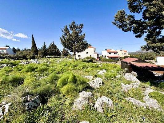 Villa mit Panoramablick auf Meer und weiße Berge auf einem 5.159 m² großen Privatgrundstück