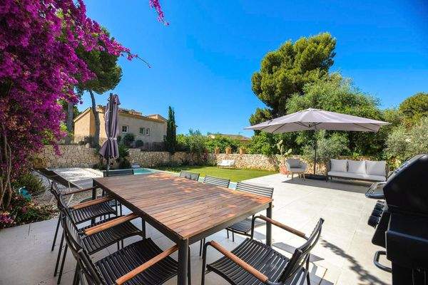 Pool terrace in villa in Bendinat