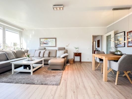 Wohn- und Esszimmer