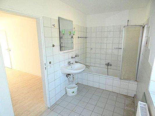 Wohnung DG – Bad / WC
